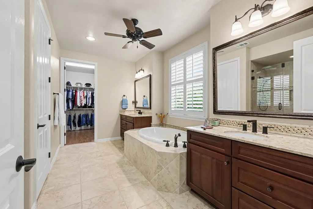 12013 Lockhart Court Denton TX 76207