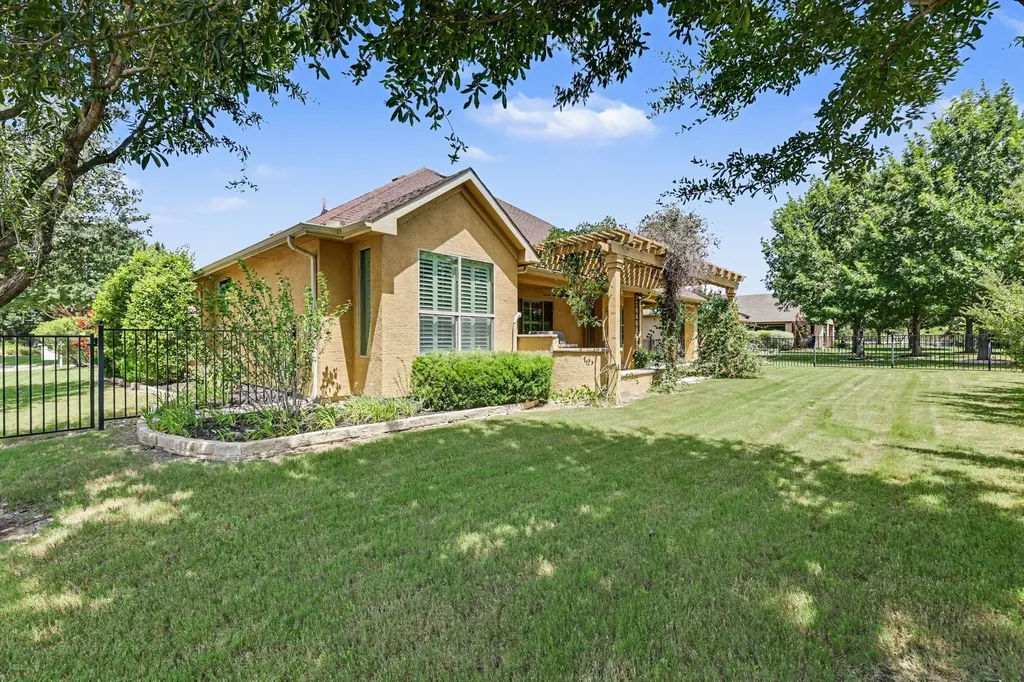 12013 Lockhart Court Denton TX 76207