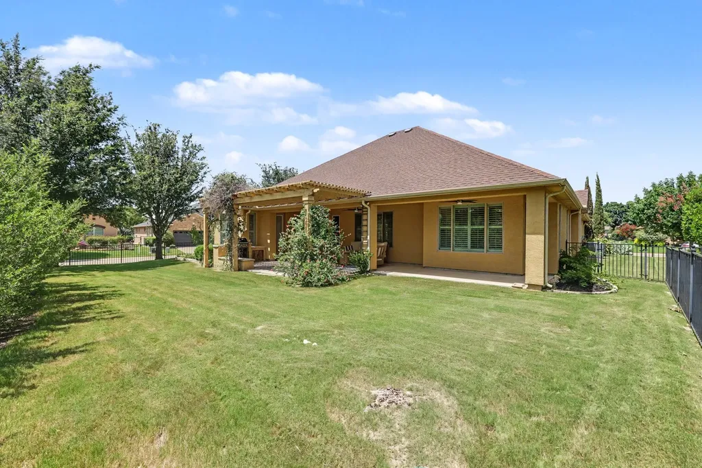 12013 Lockhart Court Denton TX 76207