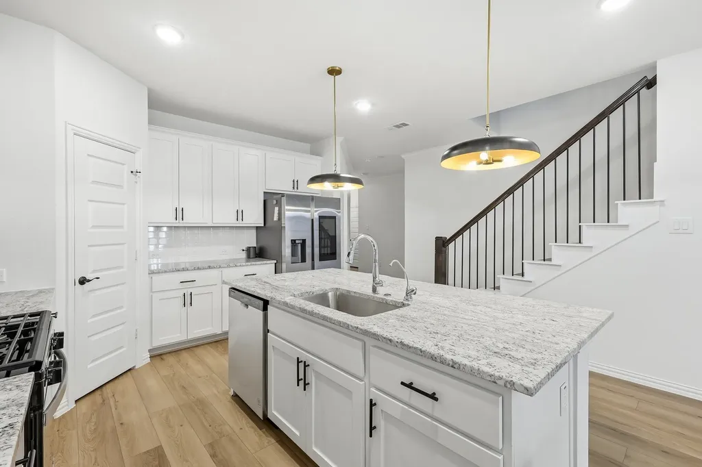 228 Pintail Lane Rhome TX 76078