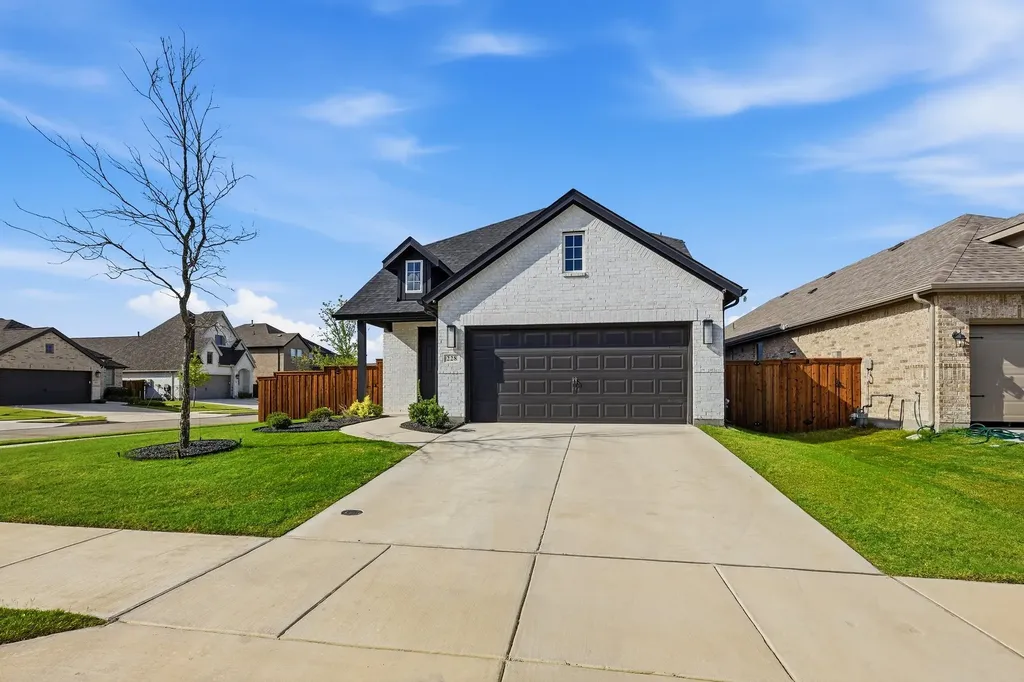 228 Pintail Lane Rhome TX 76078
