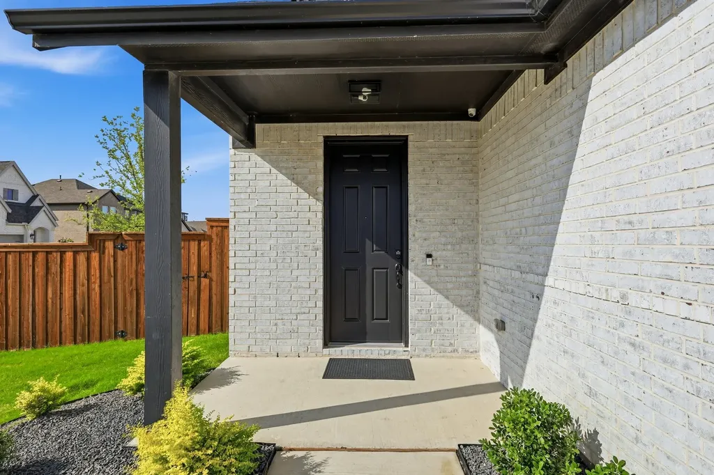 228 Pintail Lane Rhome TX 76078