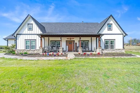 4886 County Road 1037 Celeste TX 75426