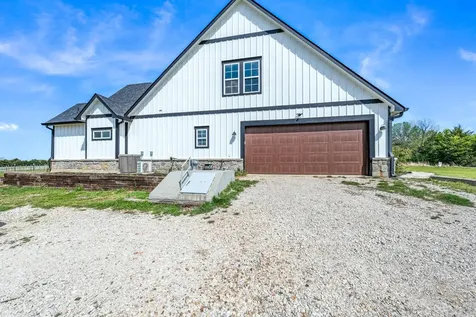 4886 County Road 1037 Celeste TX 75426