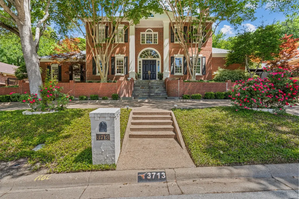 3713 Black Canyon Road Fort Worth TX 76109