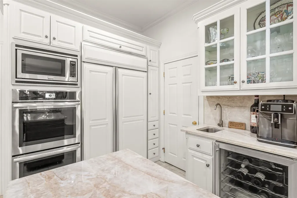 3713 Black Canyon Road Fort Worth TX 76109