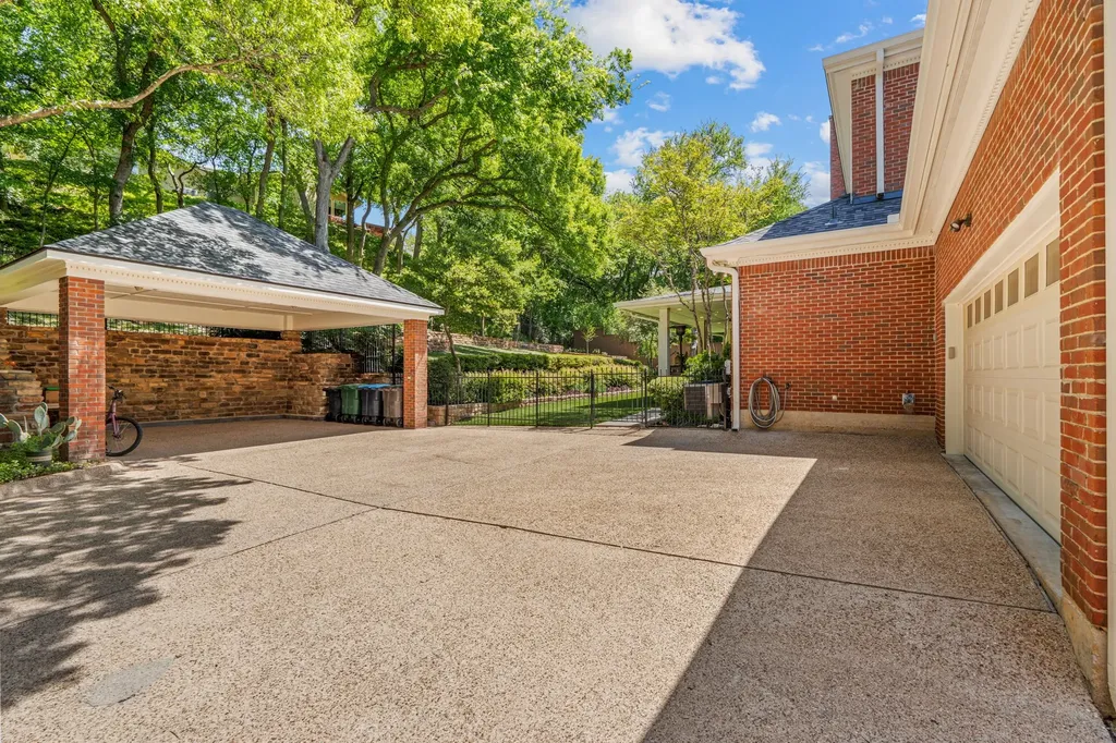 3713 Black Canyon Road Fort Worth TX 76109