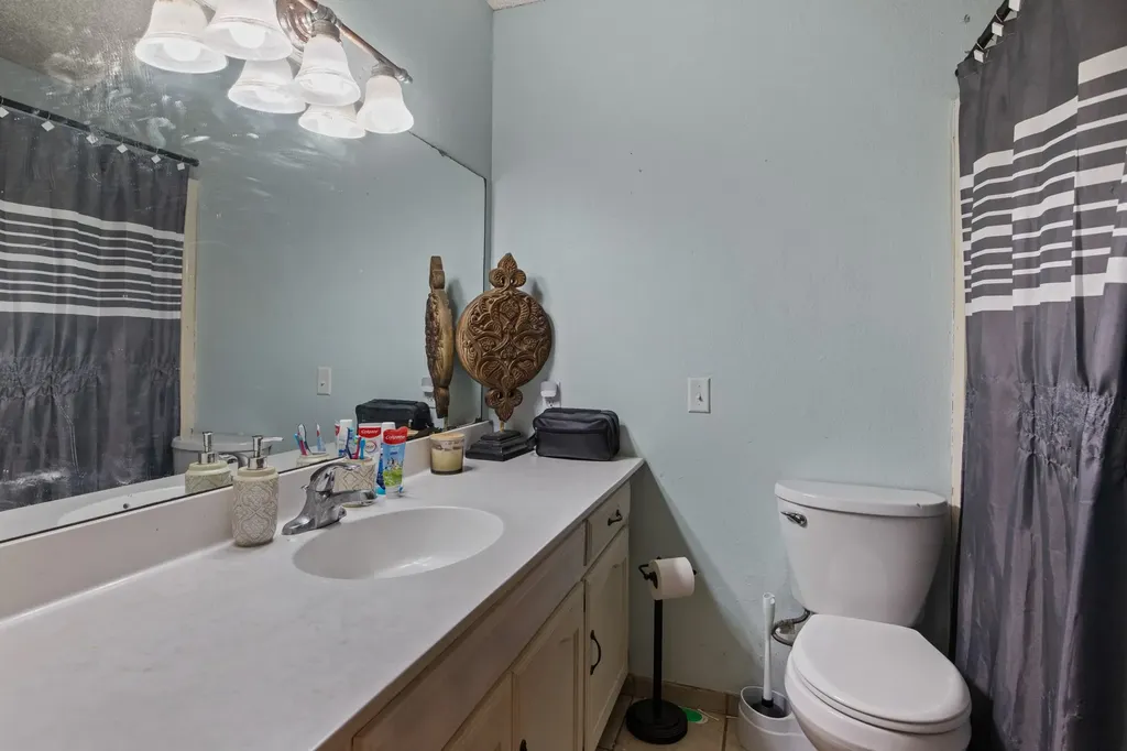 206 Carr Drive Mt Pleasant TX 75455