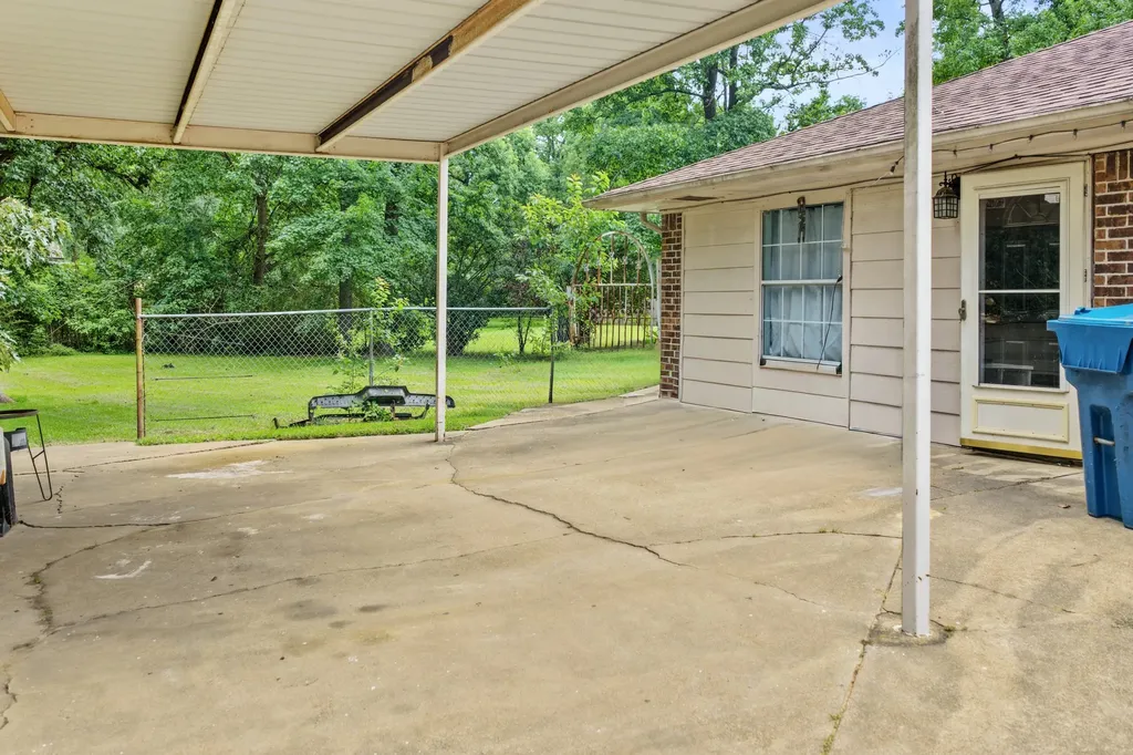 206 Carr Drive Mt Pleasant TX 75455