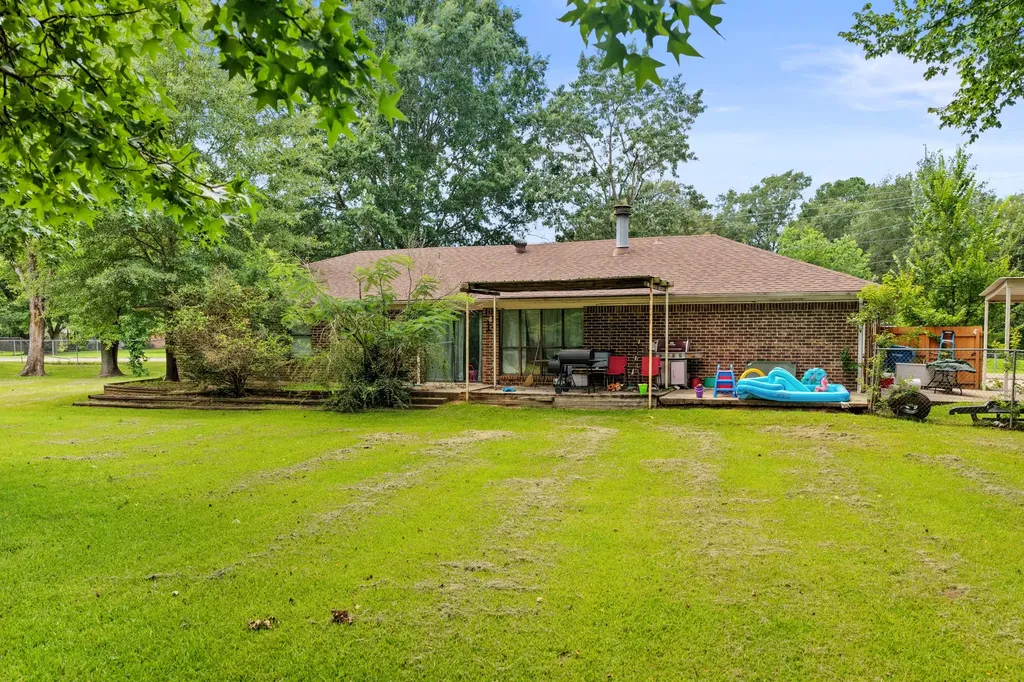 206 Carr Drive Mt Pleasant TX 75455