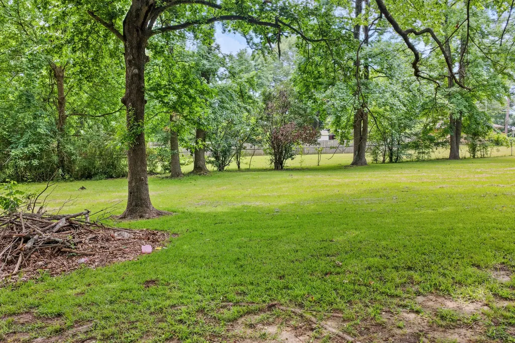 206 Carr Drive Mt Pleasant TX 75455