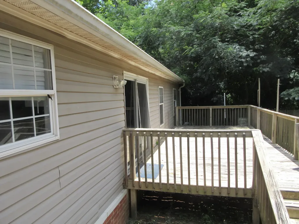 440 N Forrest Road Plain Dealing LA 71064