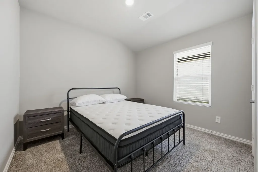 3020 Dixondale Drive Fort Worth TX 76108