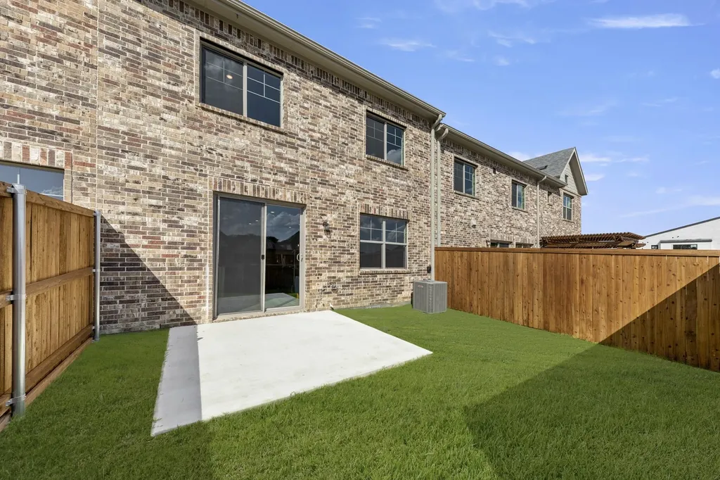 4631 Hawks Trail Oak Point TX 75068