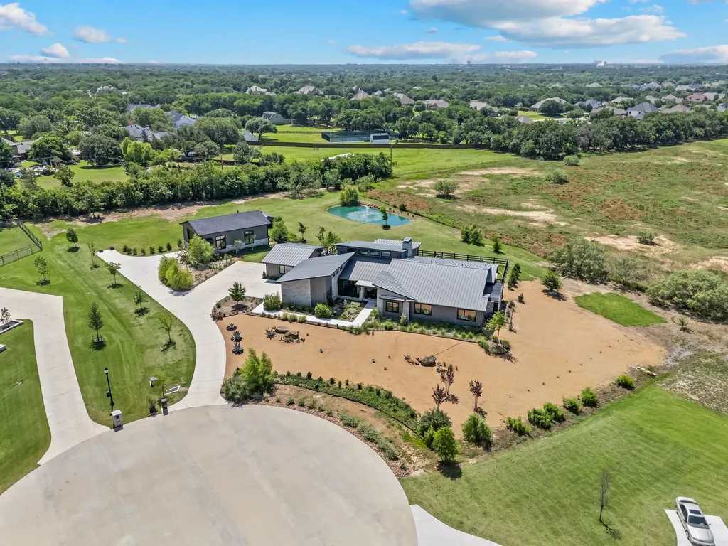 2036 High Meadow Court Bartonville TX 76226