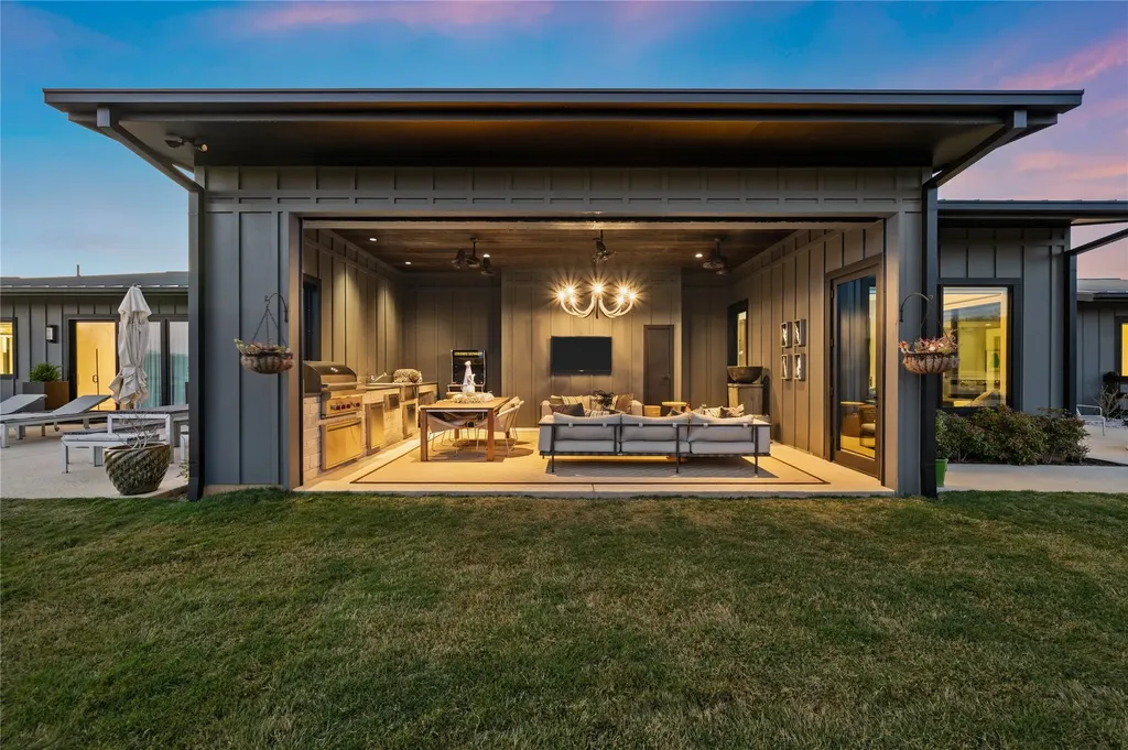 2036 High Meadow Court Bartonville TX 76226