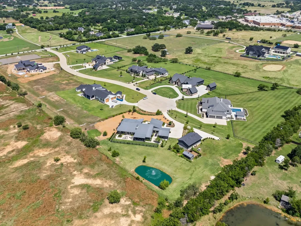 2036 High Meadow Court Bartonville TX 76226