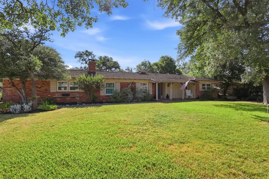 103 Paint Brush Road Lakeside TX 76108