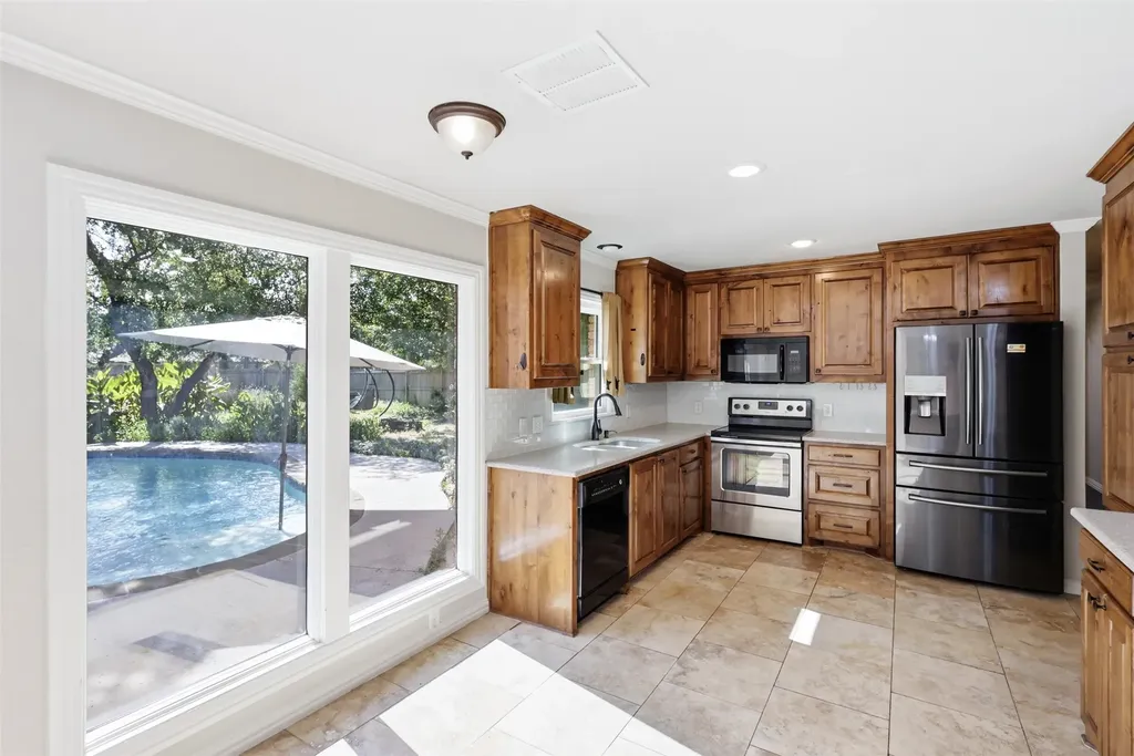103 Paint Brush Road Lakeside TX 76108