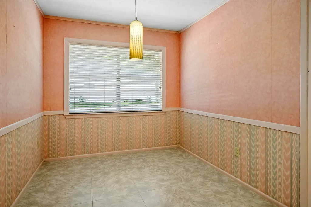 1204 Springwood Court Euless TX 76040