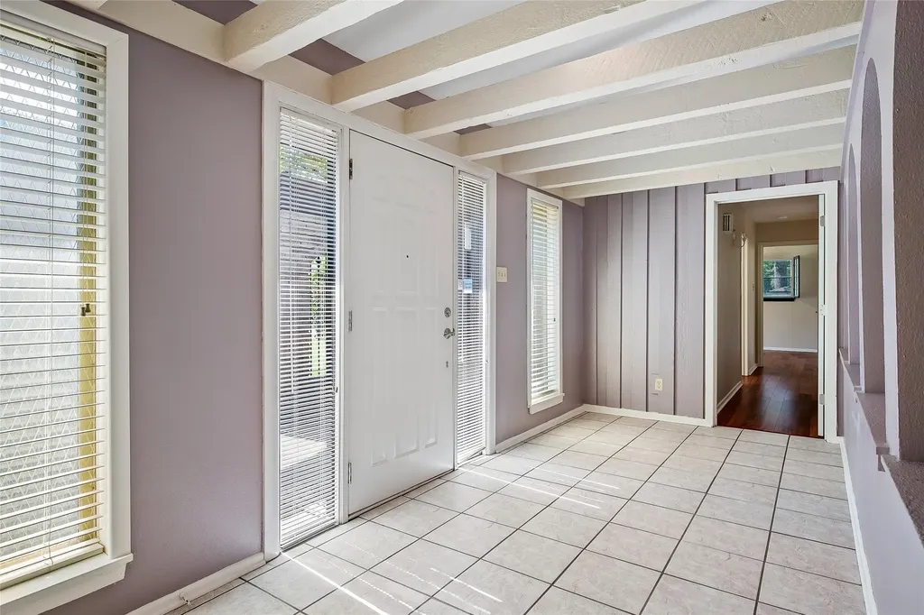1204 Springwood Court Euless TX 76040