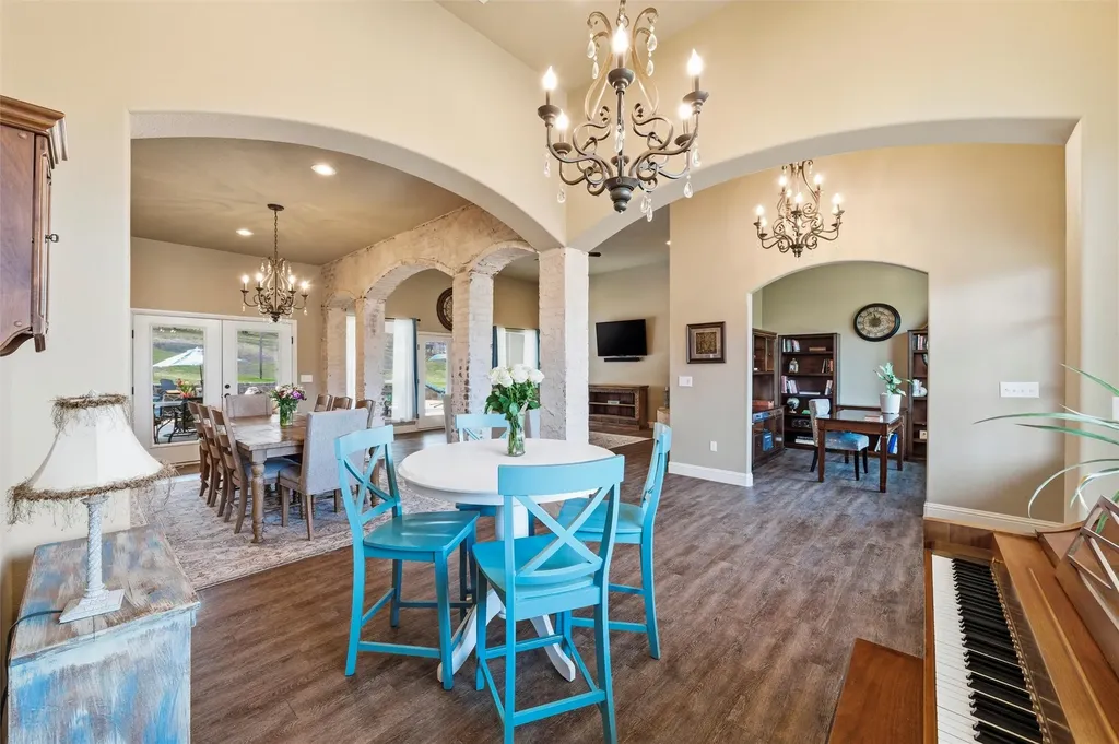 128 E Remuda Court Fort Worth TX 76108