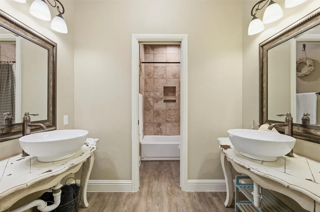 128 E Remuda Court Fort Worth TX 76108