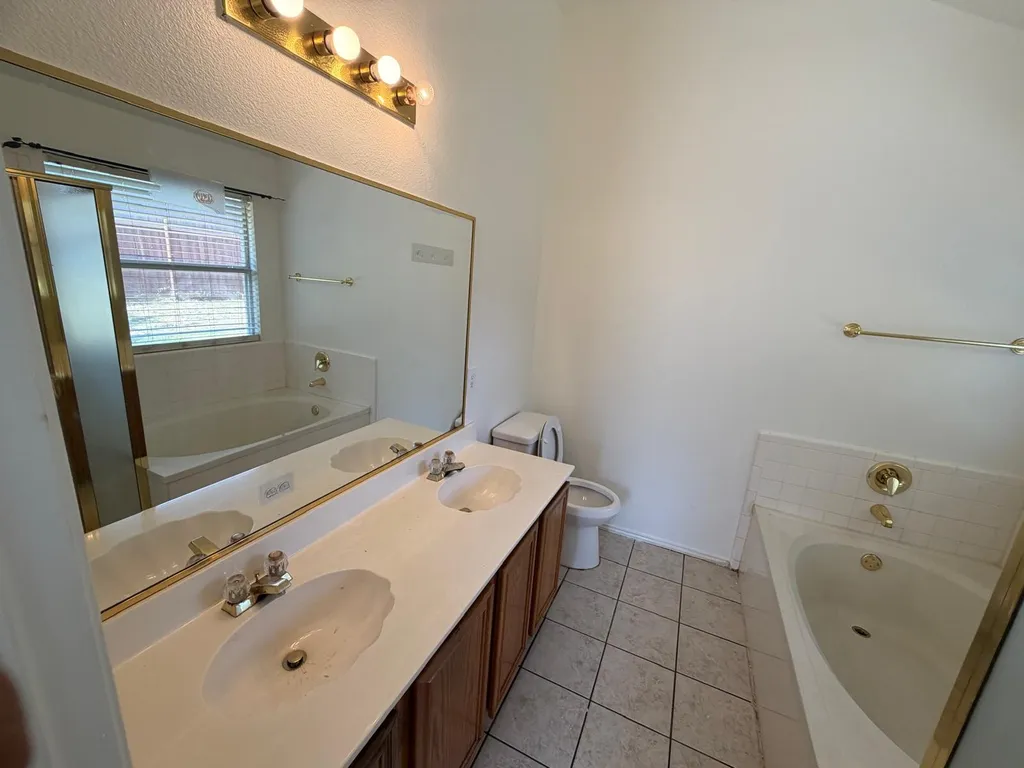 12933 Honey Locust Circle Fort Worth TX 76040
