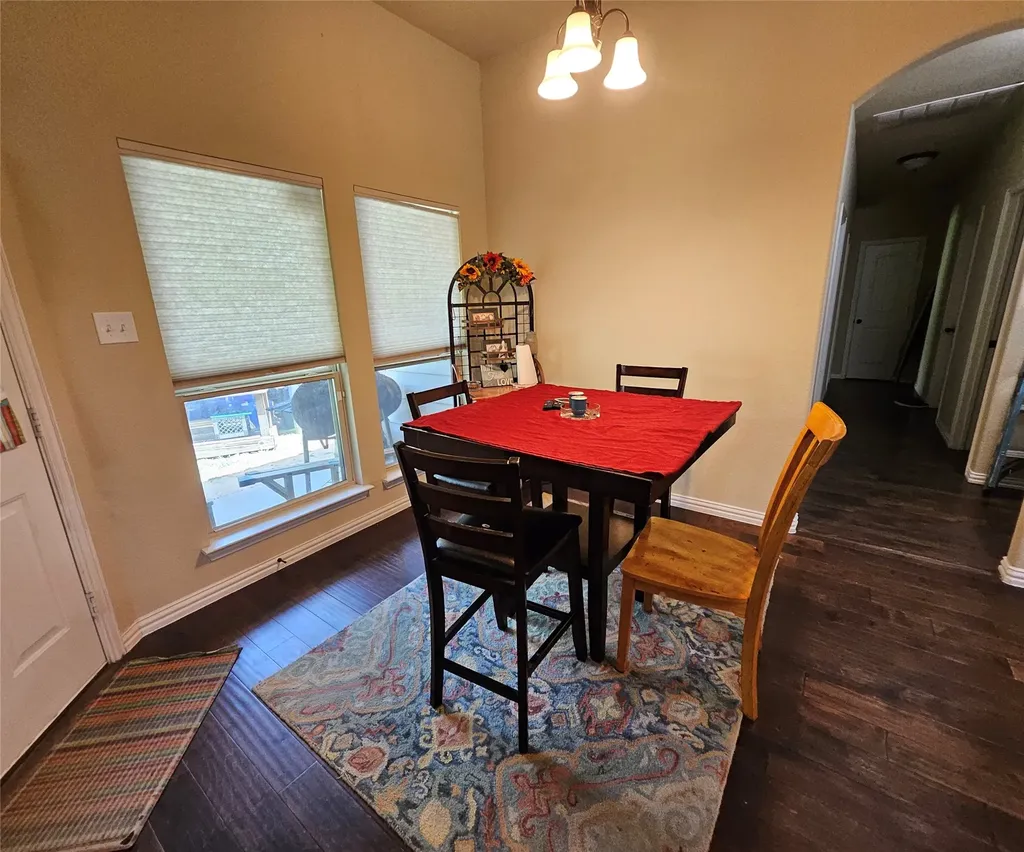 125 Brady Coleman Lane Springtown TX 76082