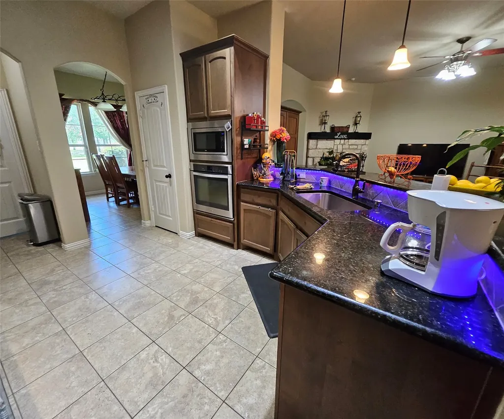 125 Brady Coleman Lane Springtown TX 76082