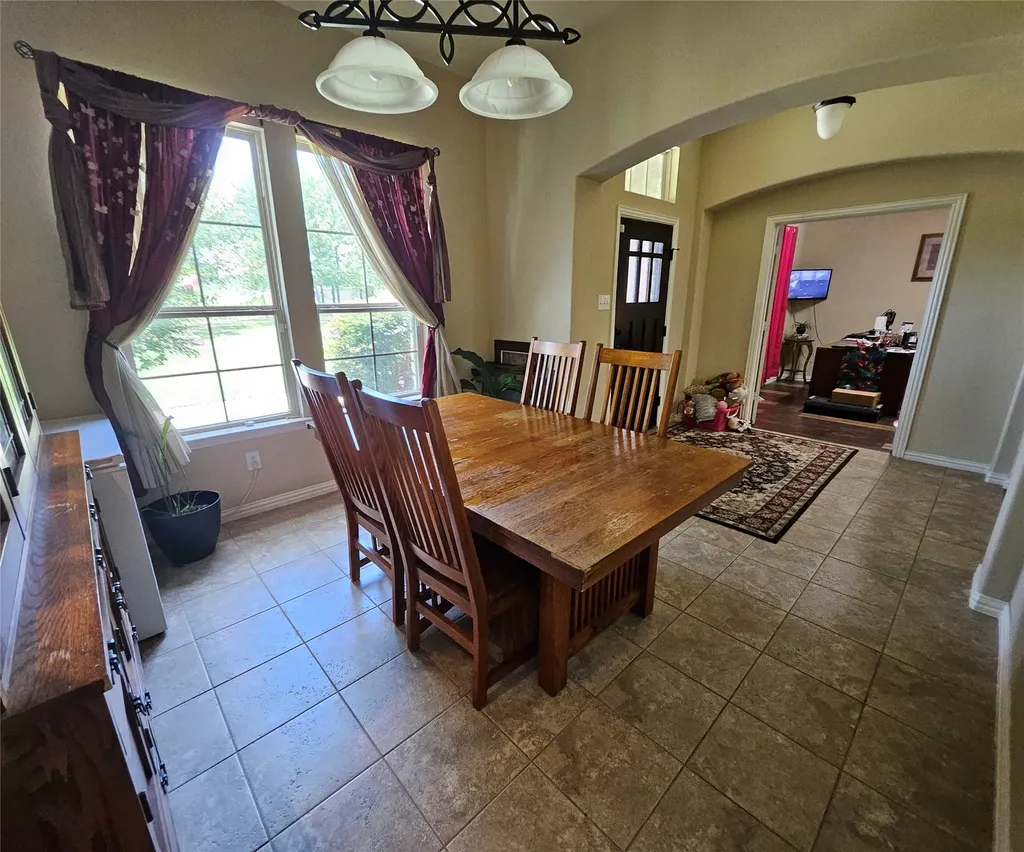 125 Brady Coleman Lane Springtown TX 76082