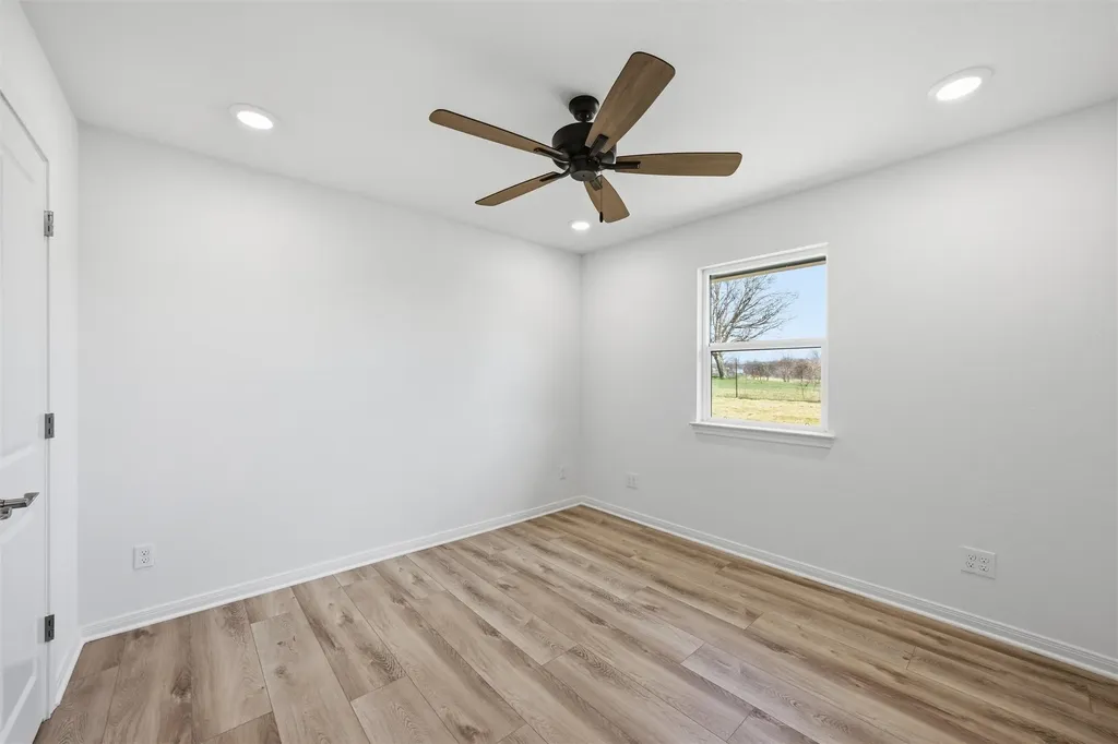 2303 Pilgrim Lane Lorena TX 76655