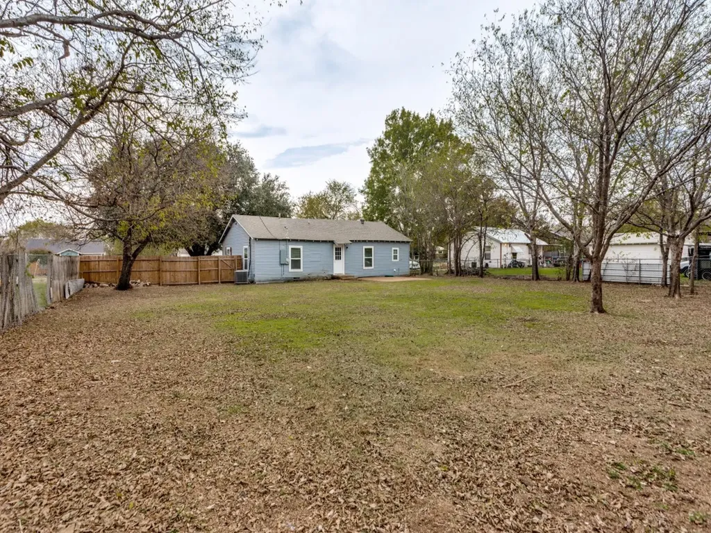 4309 Patricia Street Haltom City TX 76117
