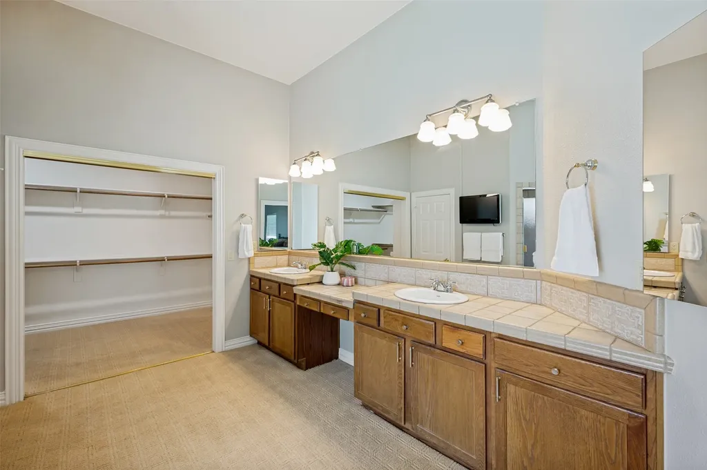 9908 Countryside Drive Denton TX 76207