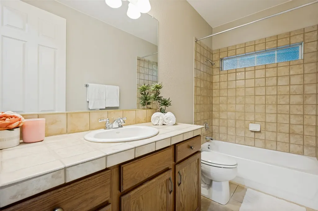 9908 Countryside Drive Denton TX 76207