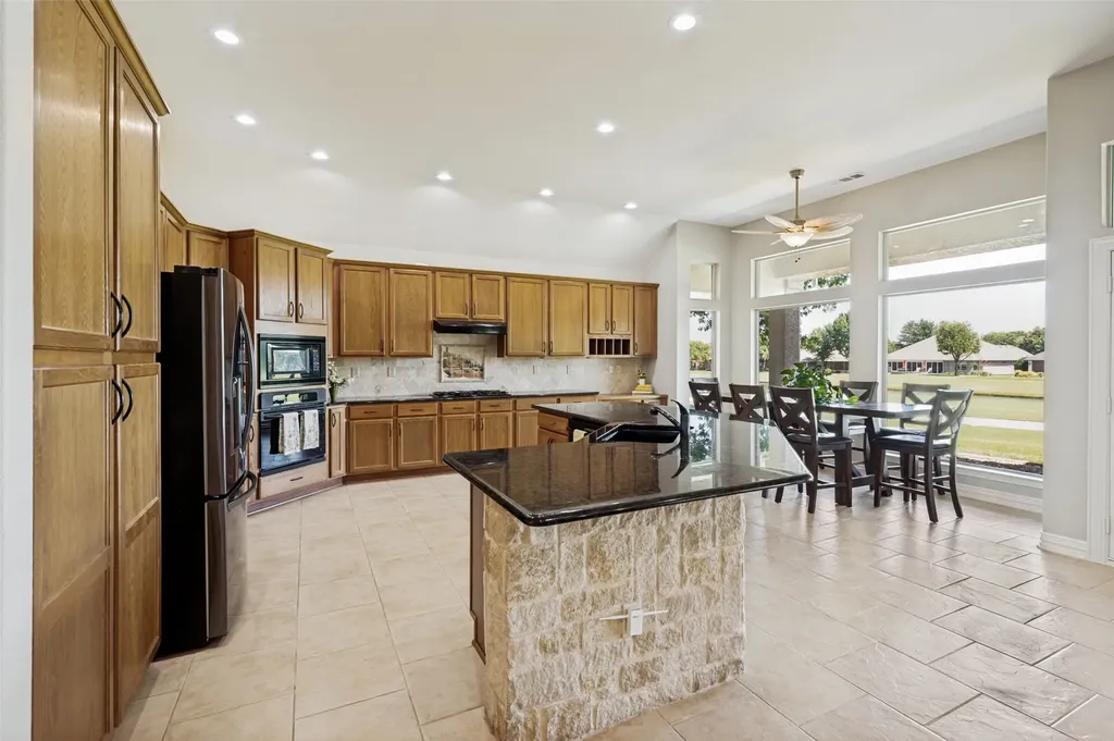 9908 Countryside Drive Denton TX 76207