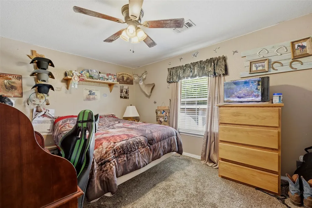 205 3rd Street Whitesboro TX 76273
