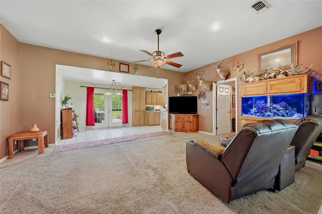 205 3rd Street Whitesboro TX 76273