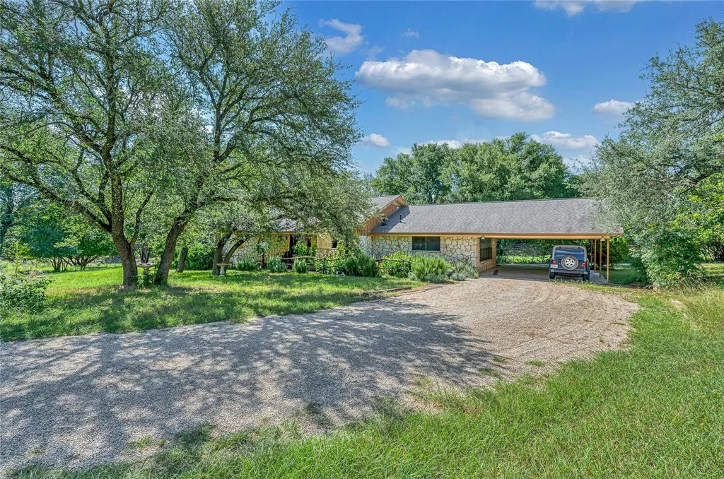 321 County Road 4275 Clifton TX 76634