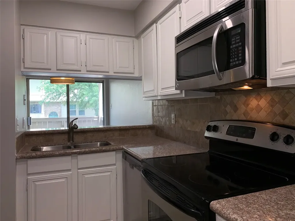 5740 Martel Avenue Dallas TX 75206