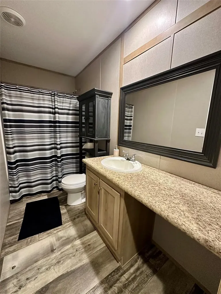 931 Thicket Trail Granbury TX 76048
