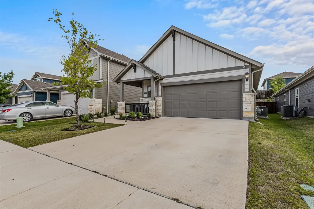 2224 Cliff Springs Drive Forney TX 75126