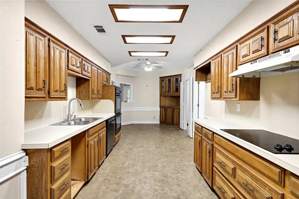 42 Indian Trail Hickory Creek TX 75065