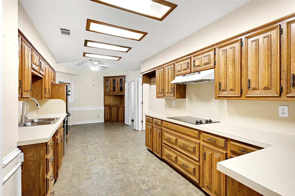42 Indian Trail Hickory Creek TX 75065
