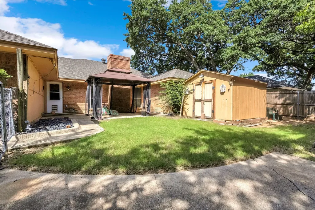 42 Indian Trail Hickory Creek TX 75065