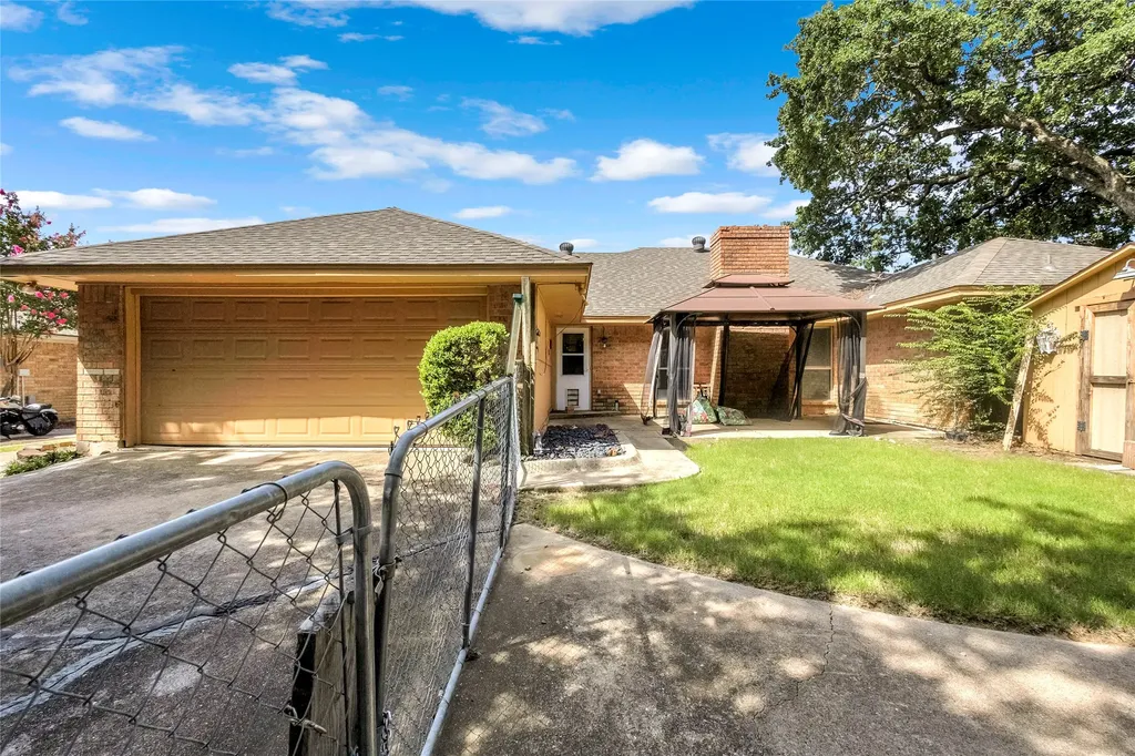 42 Indian Trail Hickory Creek TX 75065