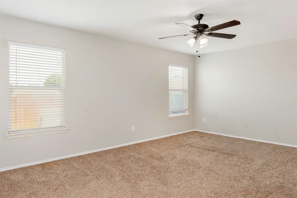 806 White Fields Way Arlington TX 76002