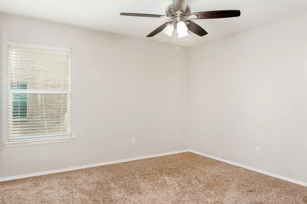 806 White Fields Way Arlington TX 76002