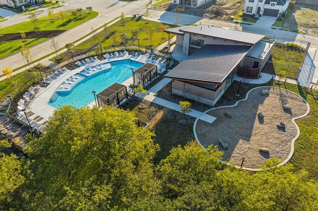 4623 Hawks Trail Oak Point TX 75068