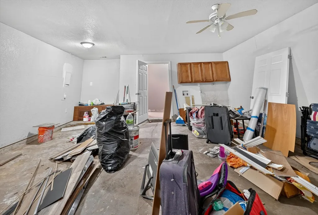 10434 Castlerock Drive Dallas TX 75217